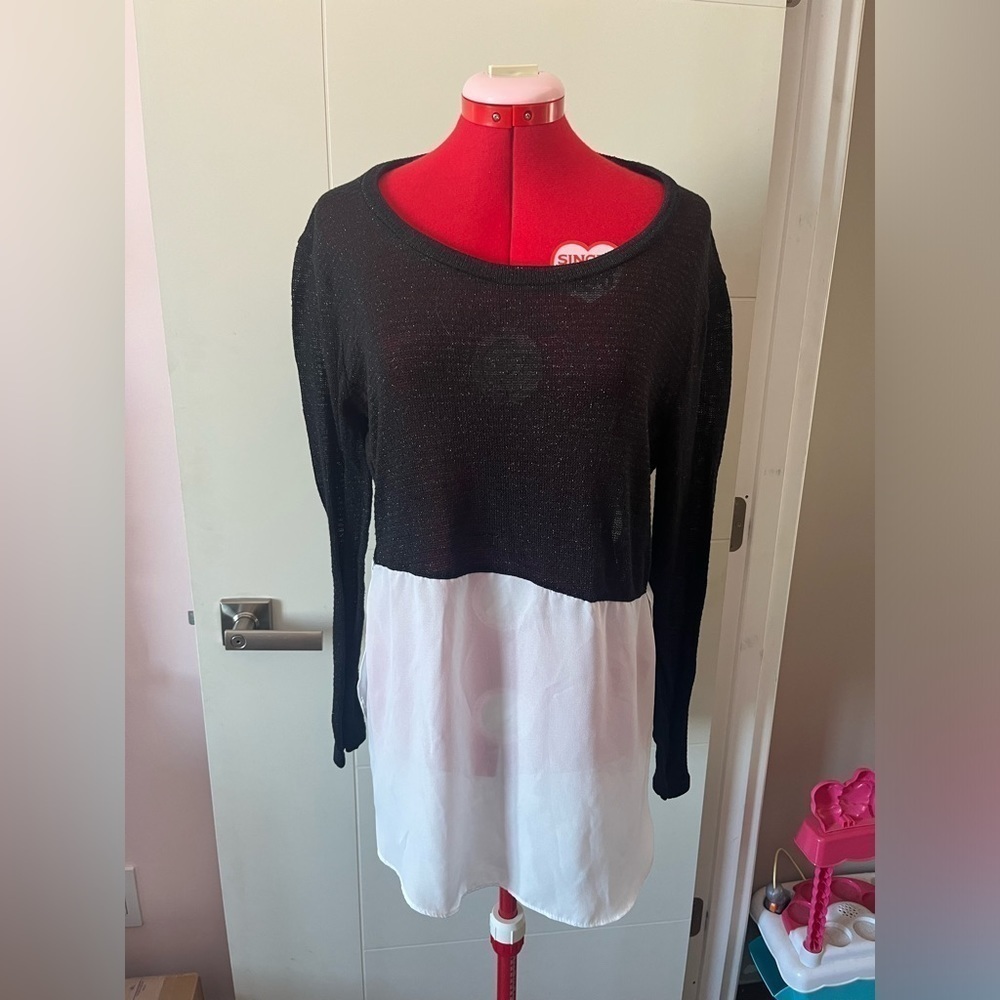 Seduction by Sirens Black Sparkle Sweater Blouse LL86